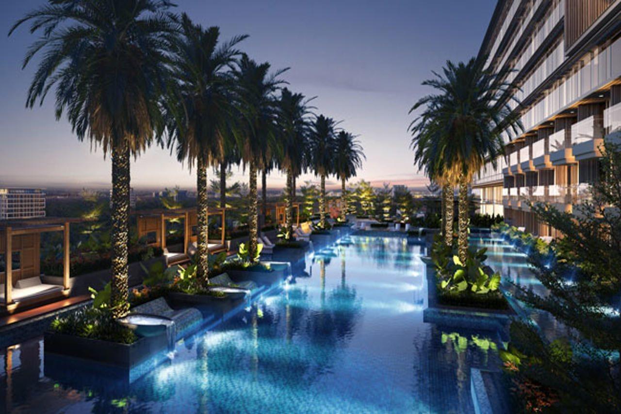 Padma Hotel Semarang Esterno foto