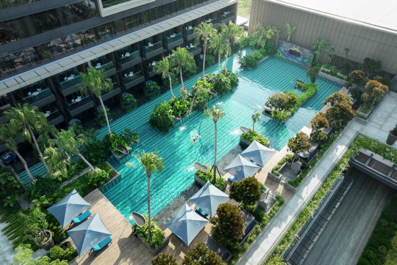 Padma Hotel Semarang Esterno foto