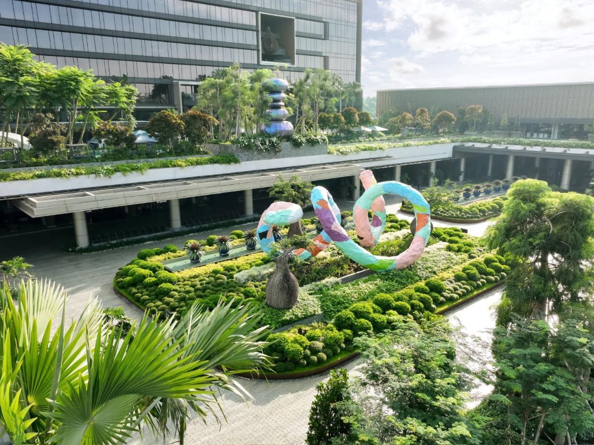 Padma Hotel Semarang Esterno foto