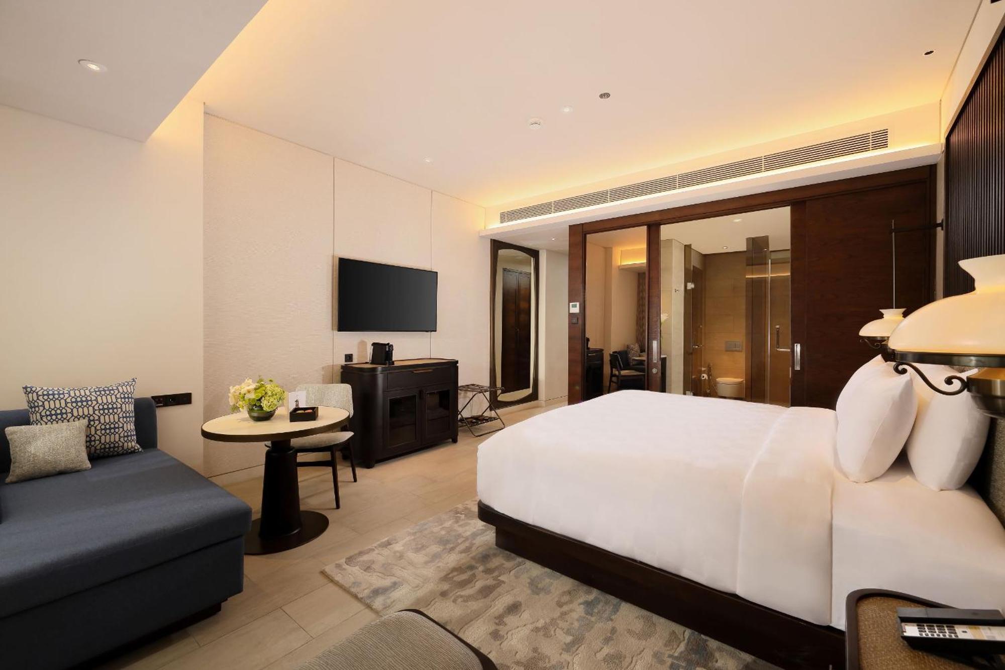 Padma Hotel Semarang Esterno foto