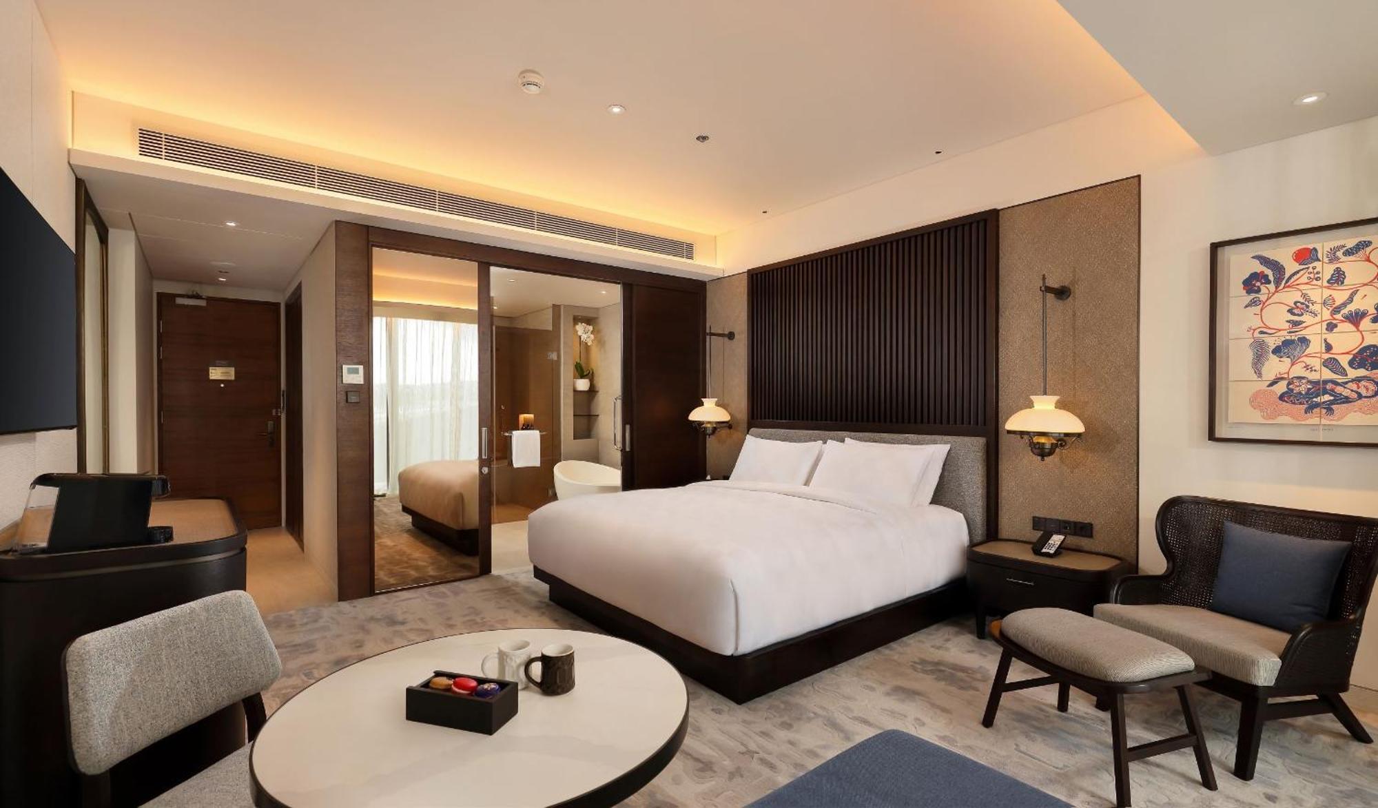 Padma Hotel Semarang Esterno foto